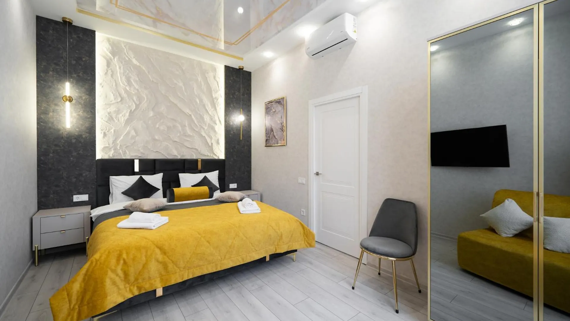 Apartman Rynok Square City Center Two Bedroom Apartment! Lviv