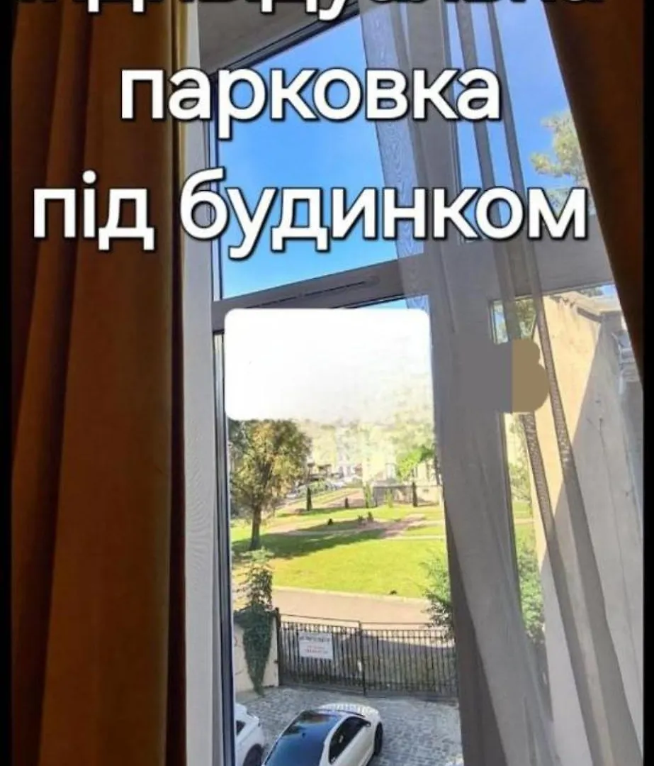 Rynok Square City Center Two Bedroom Apartment! Lviv Apartman